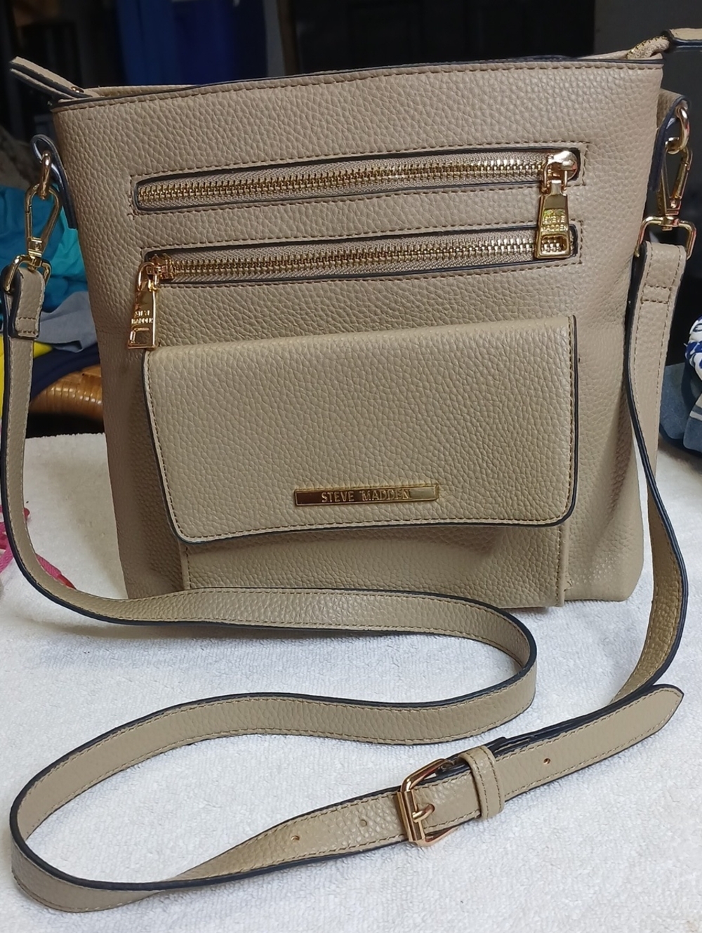 Steve Madden Taupe Pebbled Crossbody with Gold Hardware